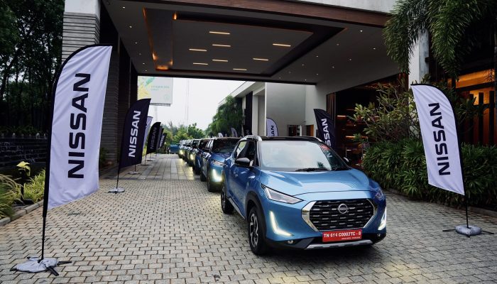 Automotive Drives Nissan Media Drive - 4