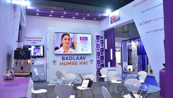 Exhibitions AU Bank - 2