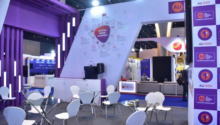 Exhibitions AU Bank - 3